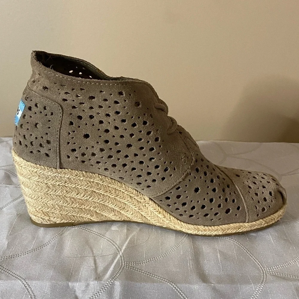 Toms Suede Cutout Wedge